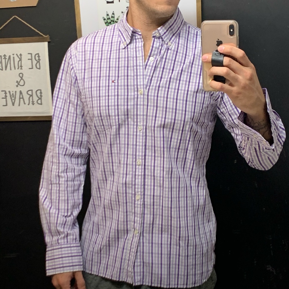Men’s Tommy Hilfiger dress shirt